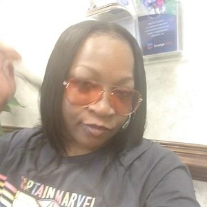 Meet your Posher, Letitia